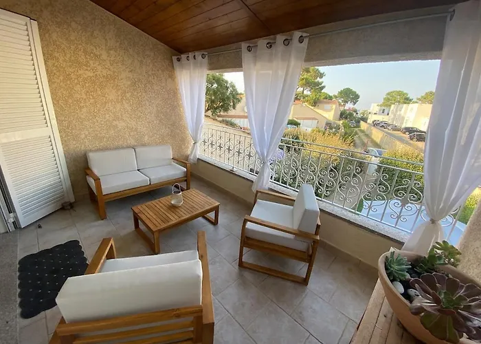 Casa Sole E Mare * بورجو